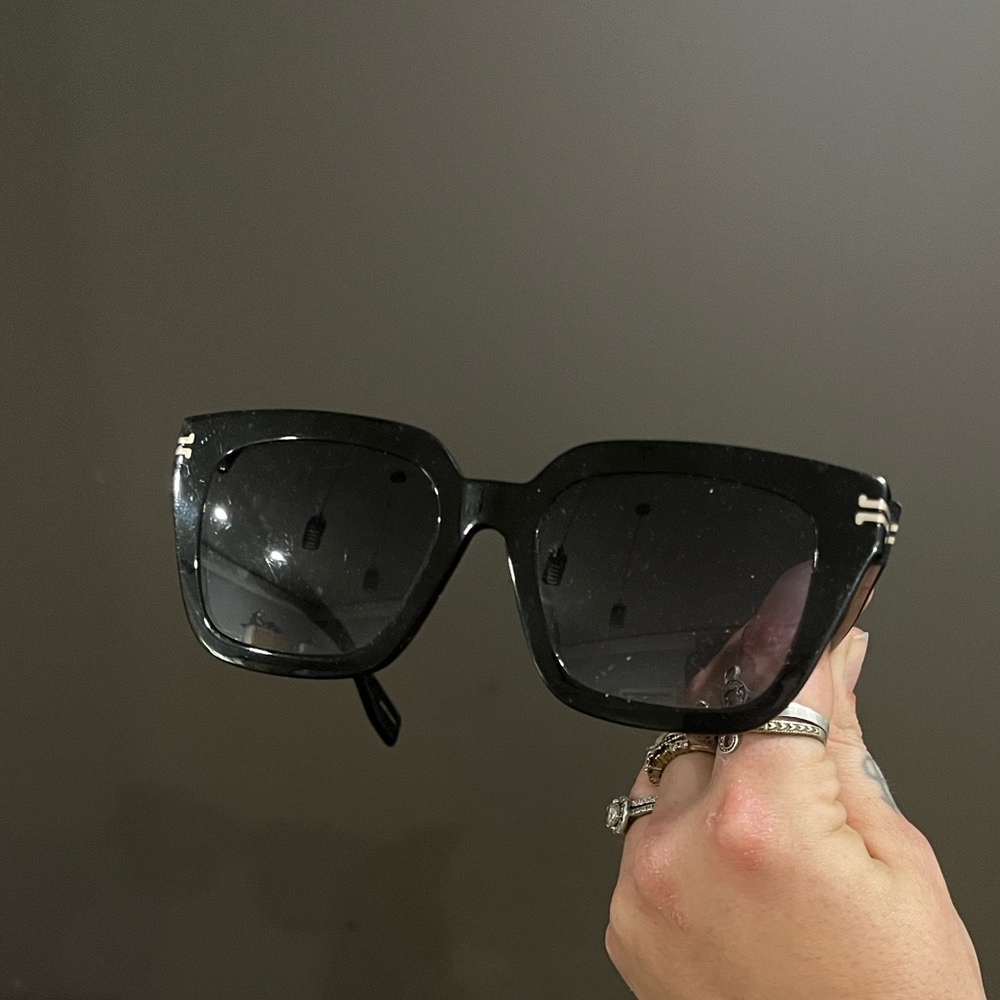 Marc Jacobs sunglasses